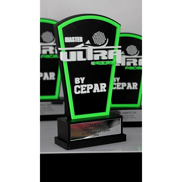 Trofeos personalizados 30 cm Ultra padel By Cepar