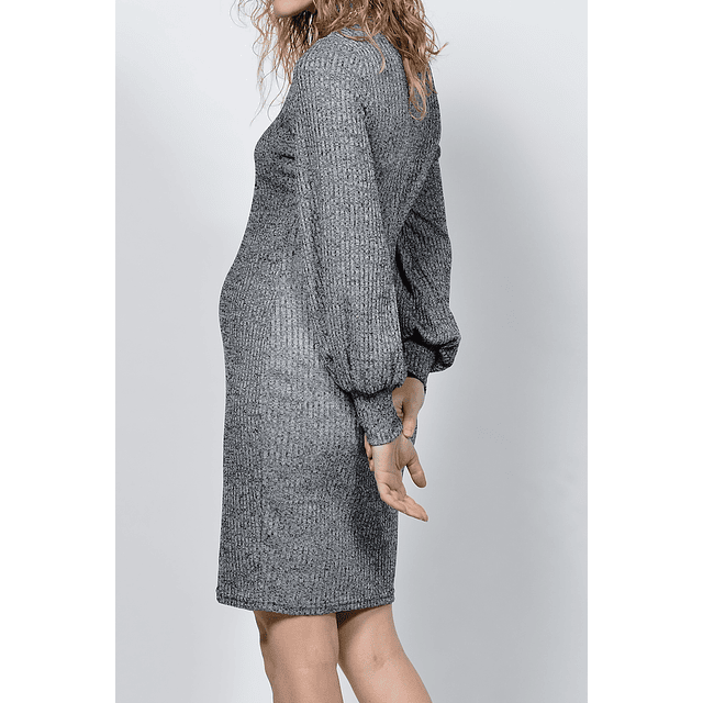 Vestido tejido delgado gris