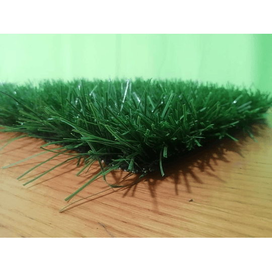 Pasto Sintético Fútbol de 50mm - Duración mínima 6 años.