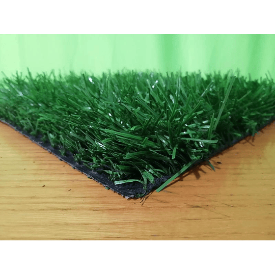 Pasto sintético económico: cancha de 17x32 m2