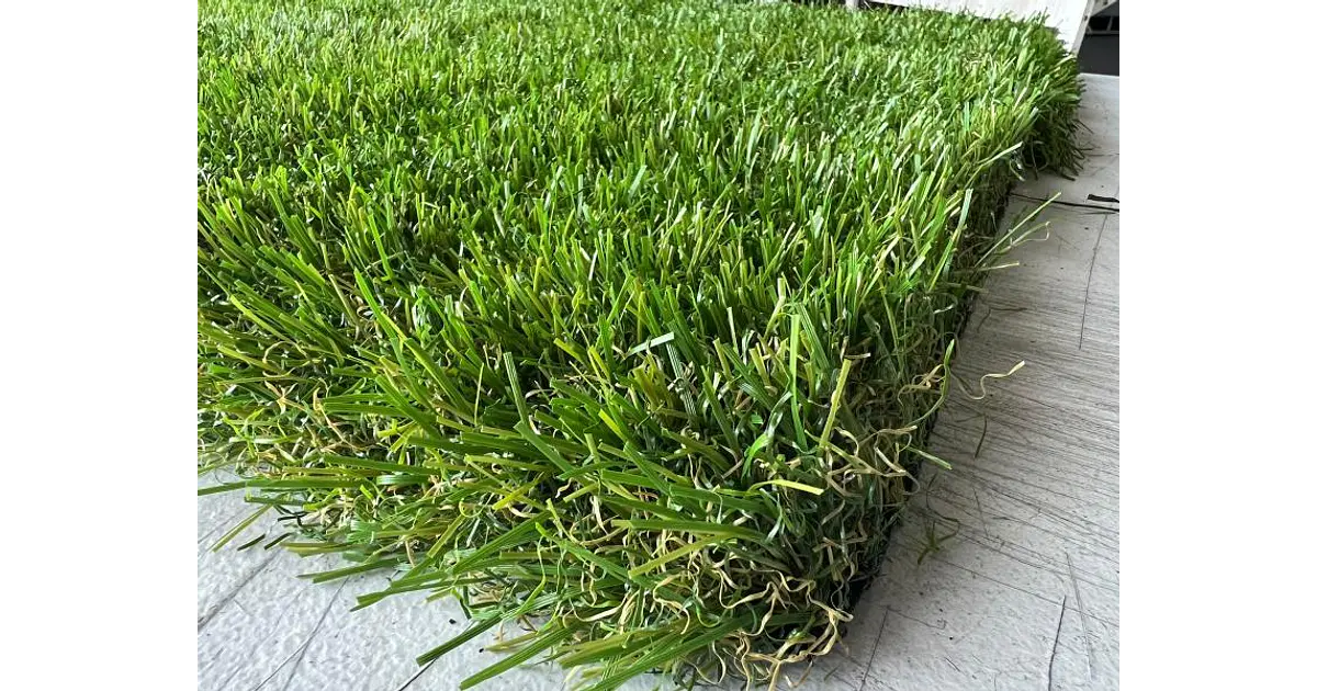 45mm Alta calidad - ﻿Pasto sintético Premium Gold de 50 m2