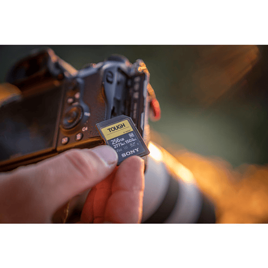 Sony 256GB SF-M TOUGH Series UHS-II SDXC Tarjeta de Memoria - Image 4