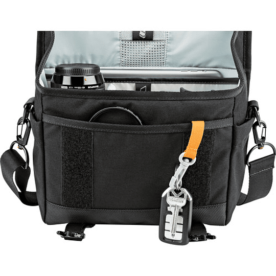 Lowepro m-Trekker SH150 Shoulder Bag (Black Cordura) Bolso para Cámara / LP37161 - Image 5
