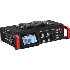 Tascam DR-701D Grabador Multipista de 4 Canales / 6 Pistas con Micrófonos Omni Integrados