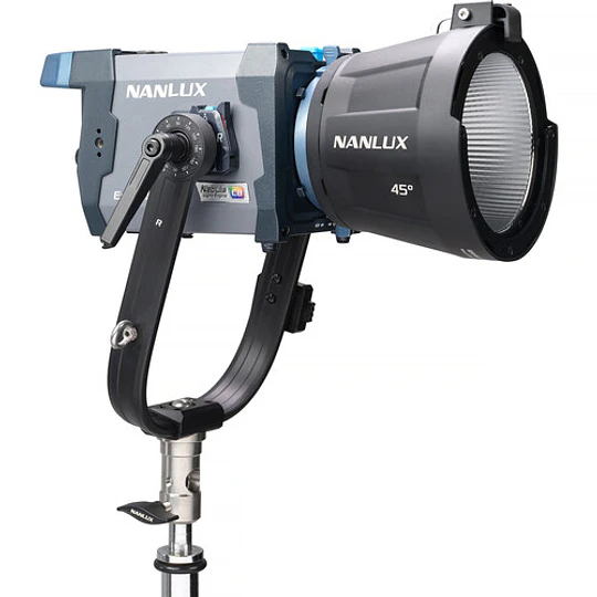 Nanlux Evoke 150C RGB LED Spotlight - Image 2