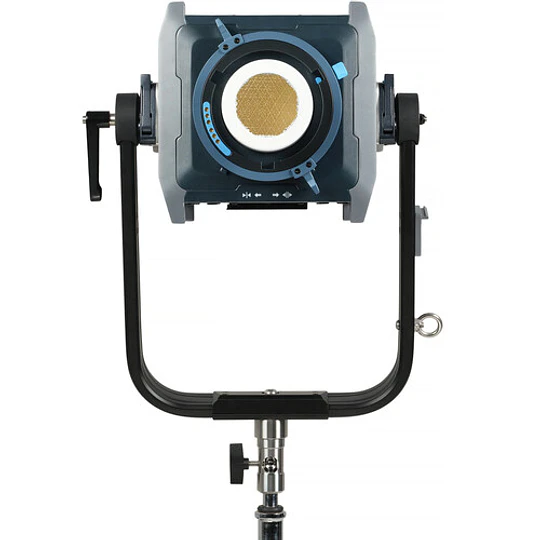 Nanlux Evoke 600C RGB LED Spotlight (Trolley Case Kit) - Image 6