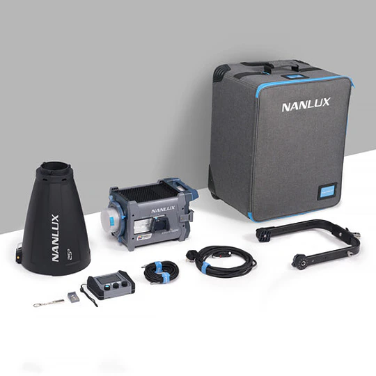 Nanlux Evoke 600C RGB LED Spotlight (Trolley Case Kit) - Image 3