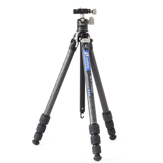 LEOFOTO LY-224C+LH25 Kit Trípode Carbono Ranger de 4 Secciones con Cabezal de Rotula (Sop. Hasta 6kg) - Image 1