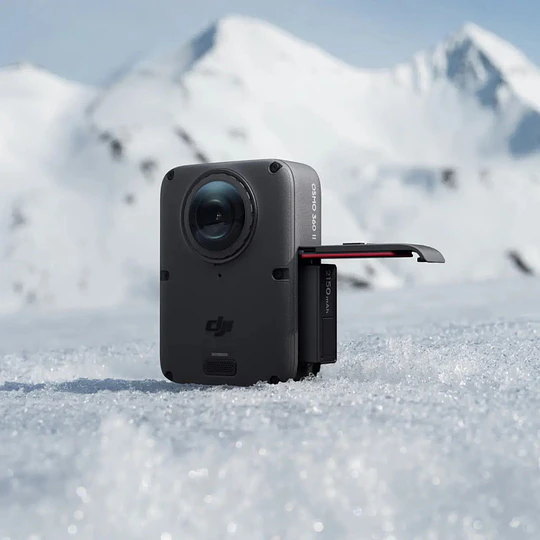 DJI Osmo 360 II Adventure Combo Cámara 360° 8K/60 fps - Image 2