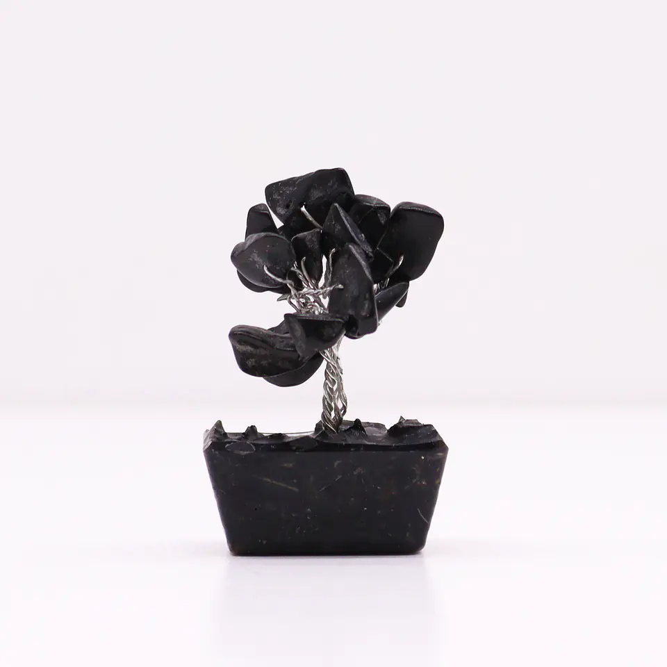Mini Árvore de Pedras Preciosas em Base de Orgonite - Ágata Negra (15 Pedras) 1