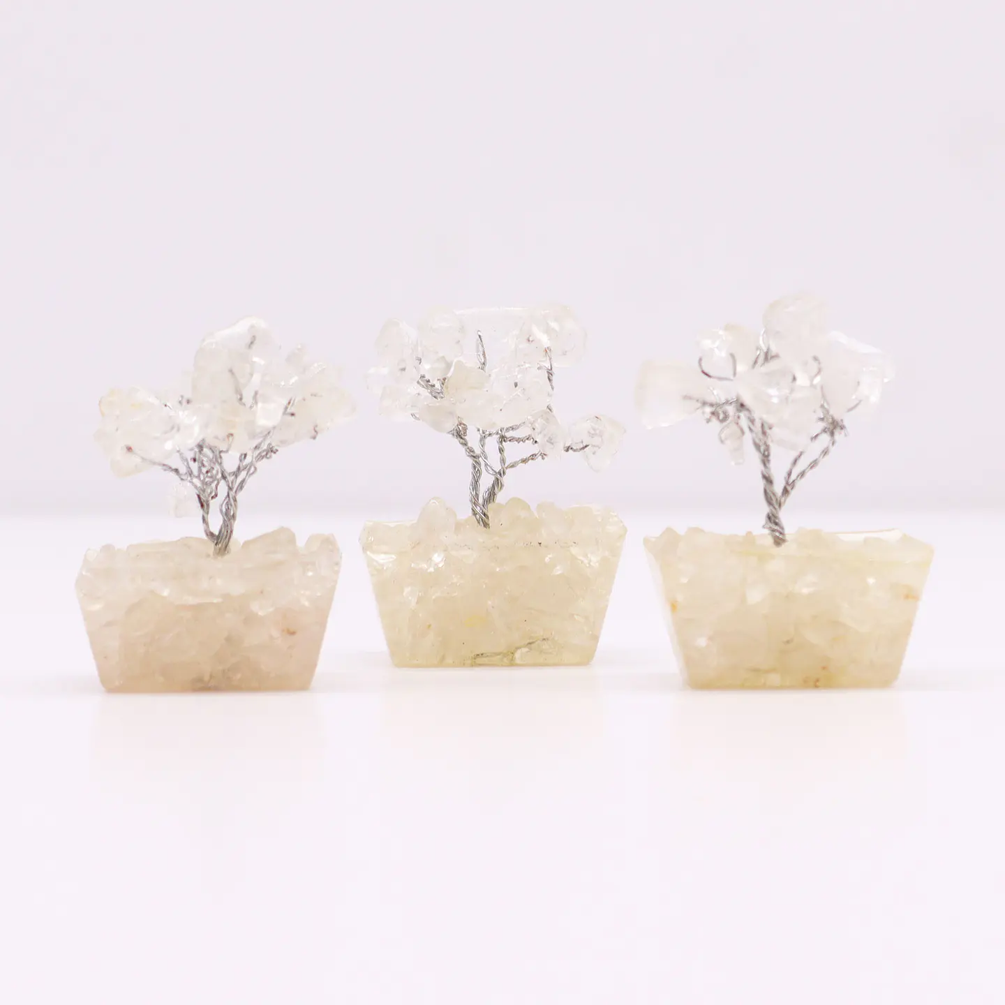 Mini Árvore de Pedras Preciosas em Base de Orgonite - Quartzo Rocha (15 Pedras) 3