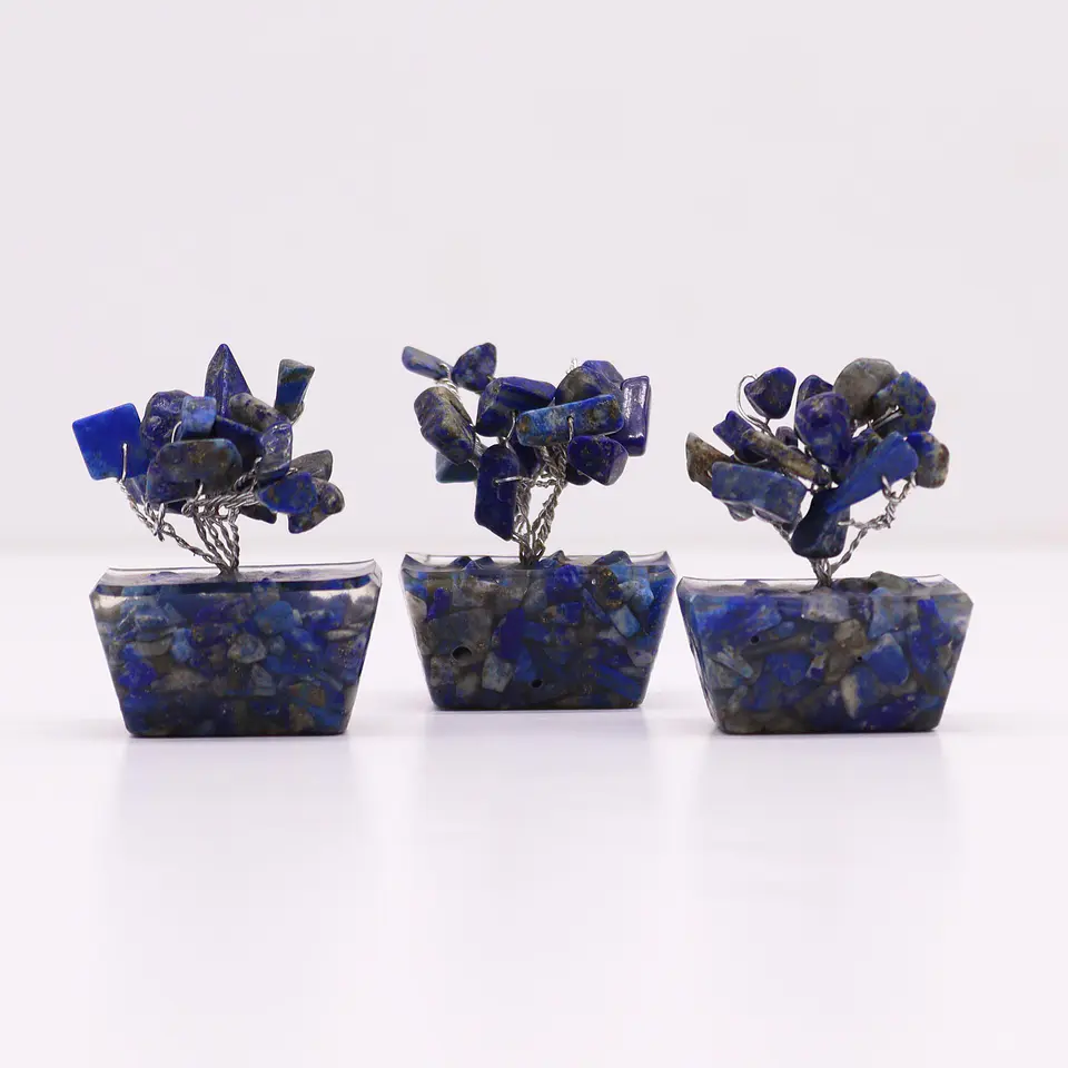 Mini Árvore de Pedras Preciosas em Base de Orgonite - Sodalita (15 Pedras) 3