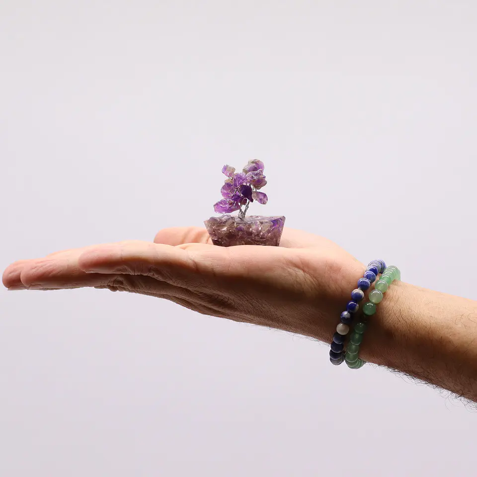Mini árvore de pedras preciosas sobre base de orgonite - Ametista (15 pedras) 4