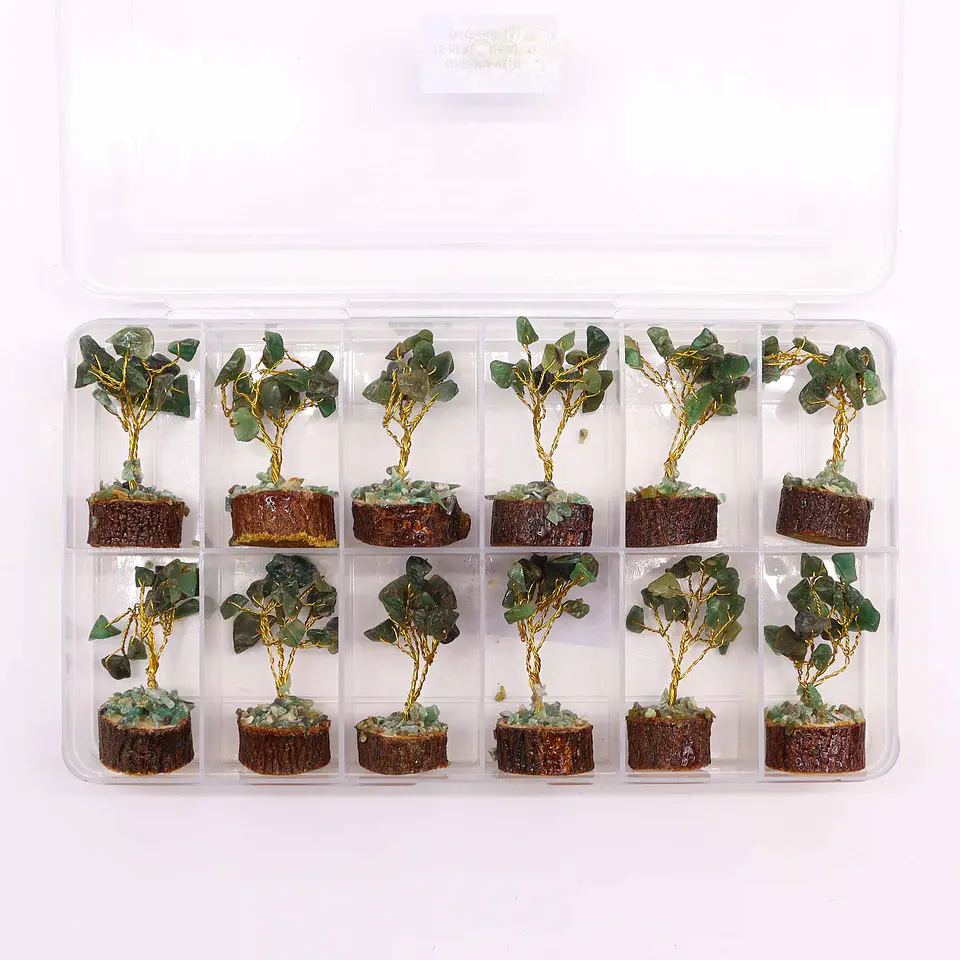 Mini Árvore de Pedras Preciosas em Base de Madeira - Aventurina Verde (15 Pedras) 2
