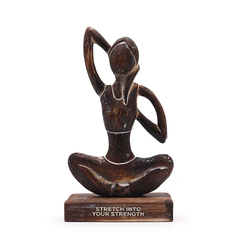 Escultura Decorativa em Madeira Albasia – Figura Feminina de Yoga (Gomukhasana)