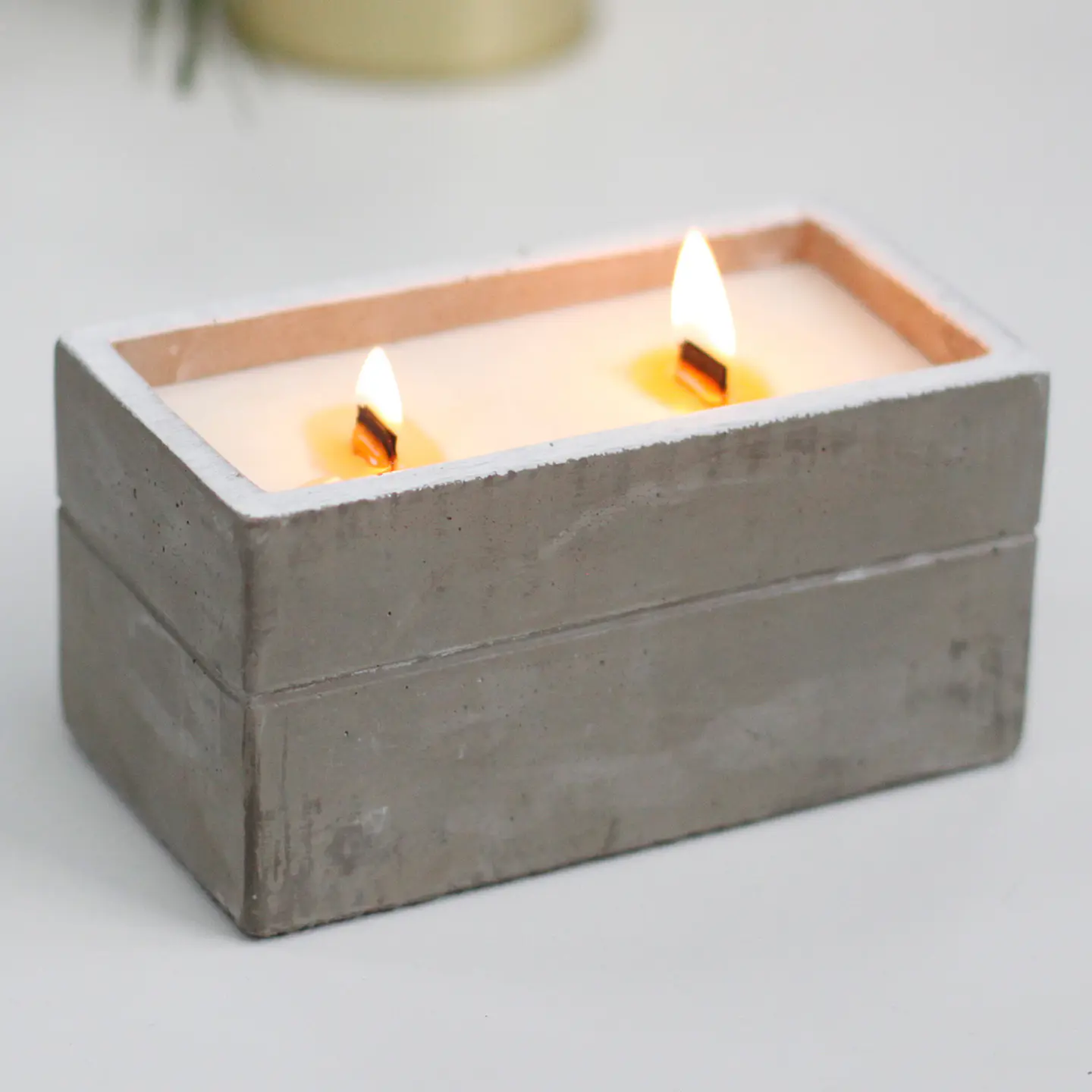 Velas de Concreto - Cravo e Sandalo Escuro 1