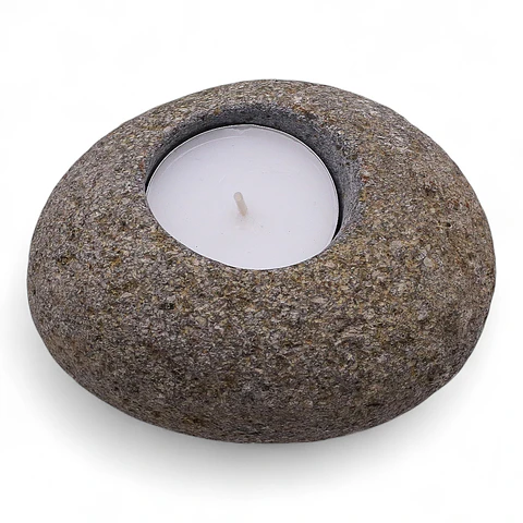 Castiçal de Pedra Riverside – Luminária Natural em Pedra de Rio