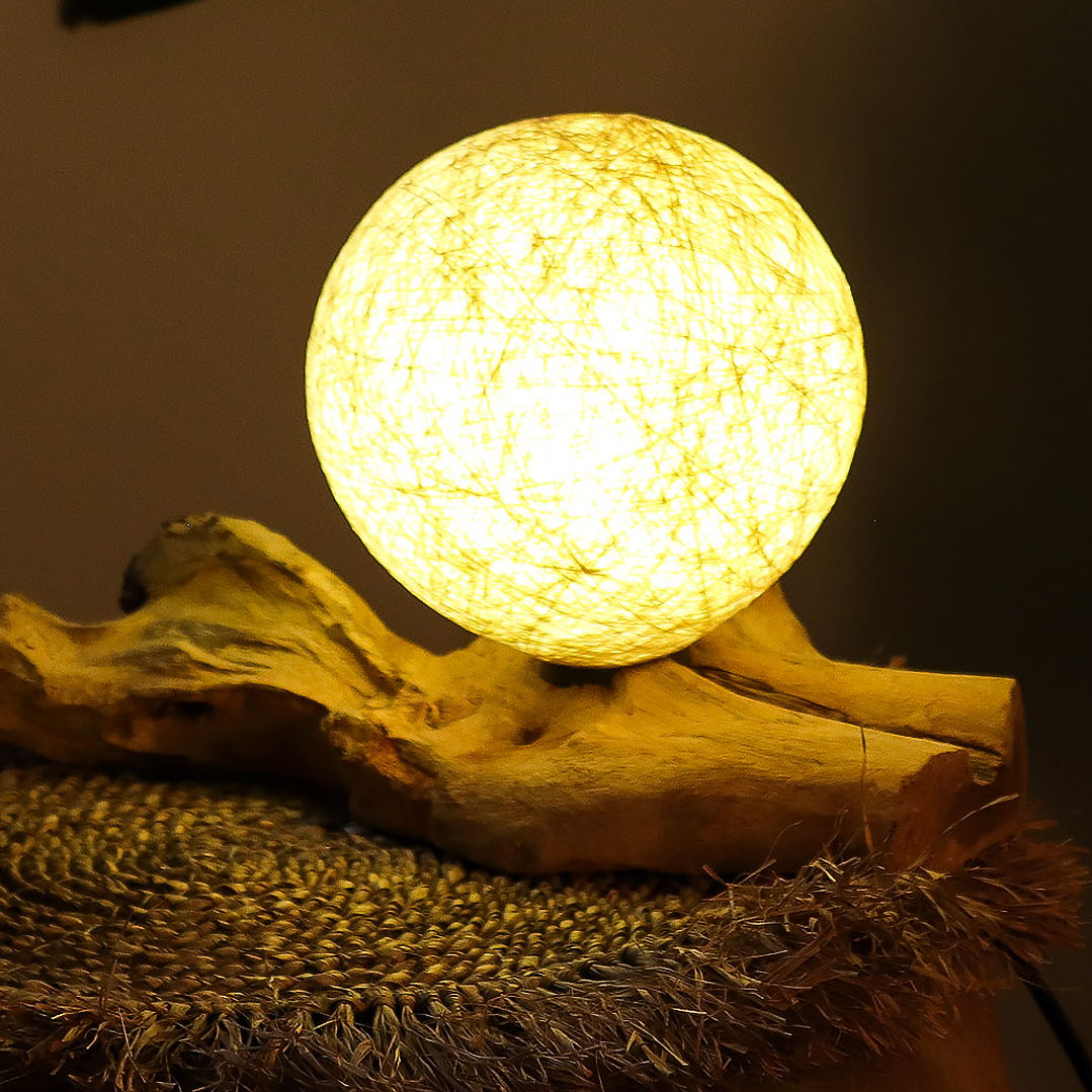 Candeeiro de Mesa com Abajur Esfera Creme 1