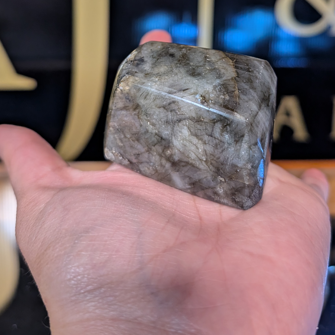 Pedra de Labradorita de Madagascar - Sepultura (aproximadamente 80-168g 40-60mm) 1