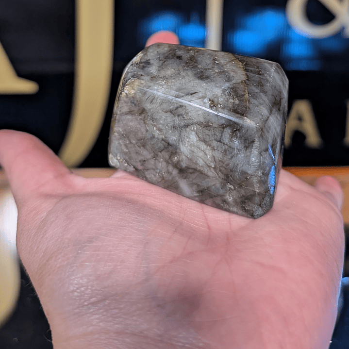 Pedra de Labradorita de Madagascar - Sepultura (aproximadamente 80-168g 40-60mm) 1