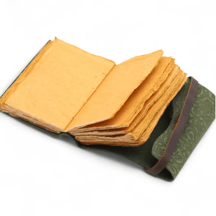 Caderno de Couro Grosso com Borda Irregular – Estampa de Labirinto Verde 3