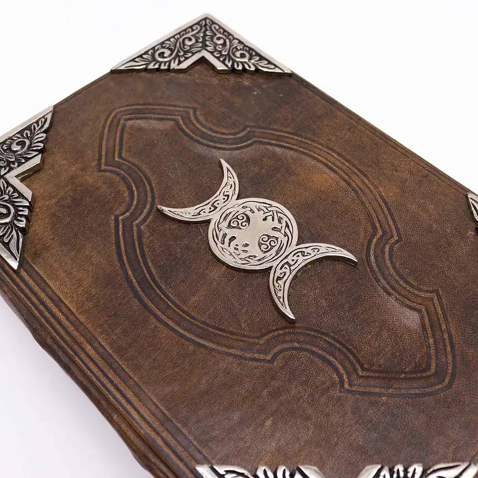 Livro Marrom - Decoração Tripla Lua em Zinco 3