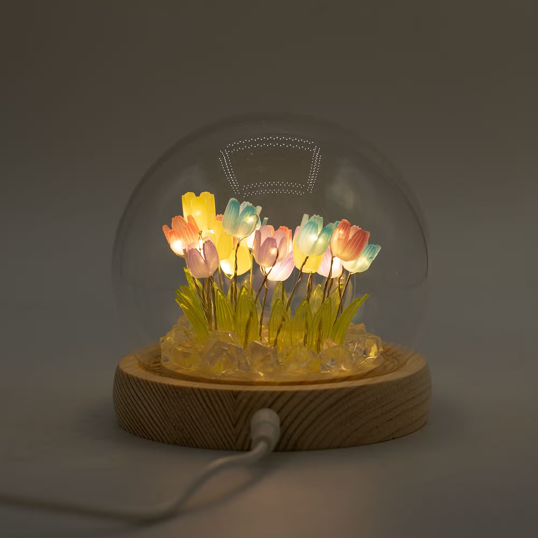 Candeeiro Floral em Cúpula de Vidro com 20 Tulipas Multicolor LED USB 1