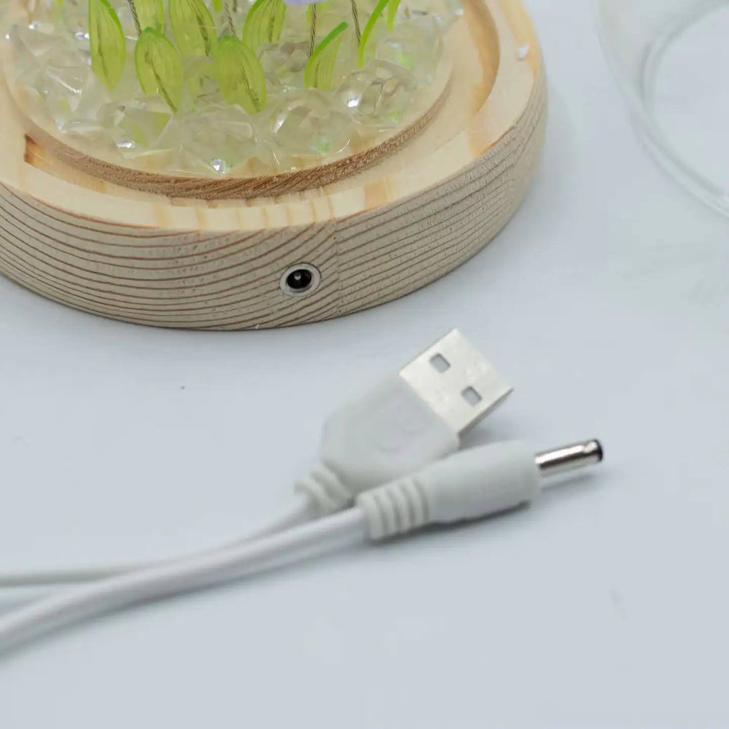 Candeeiro Floral com Glitter em Cúpula de Vidro – 20 Tulipas LED USB 3