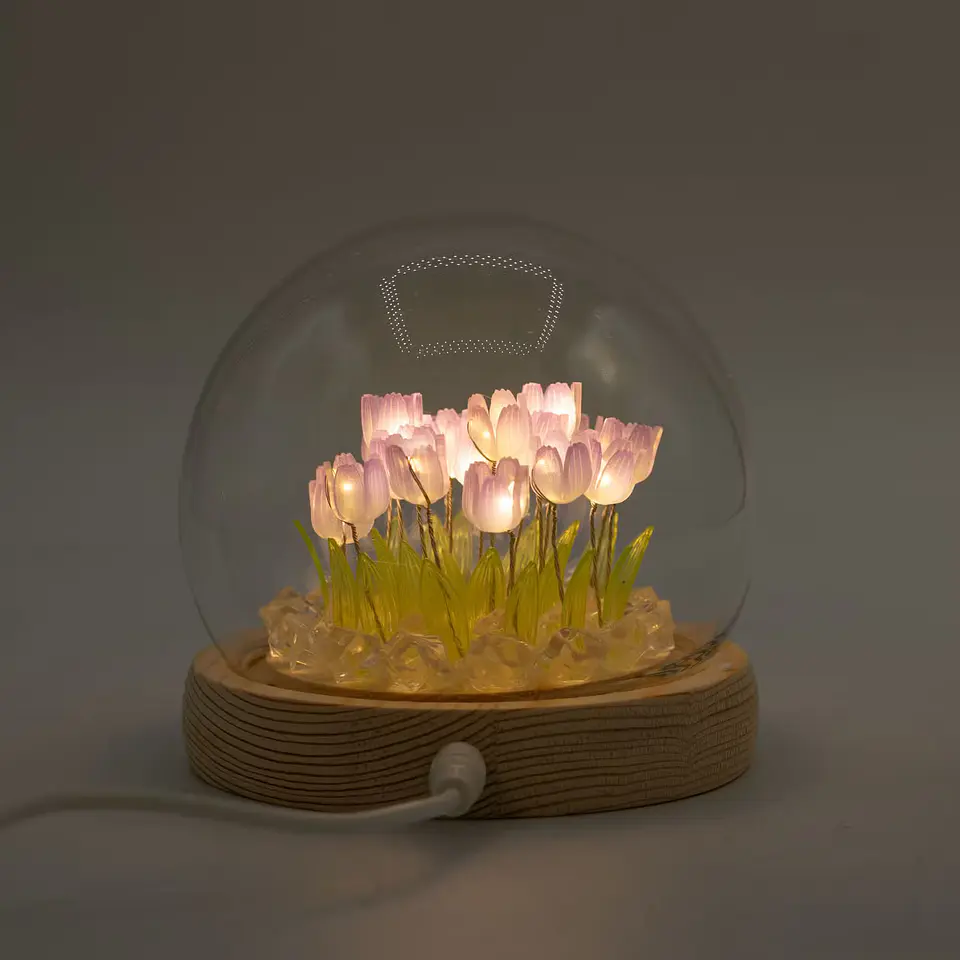Candeeiro Floral com Glitter em Cúpula de Vidro – 20 Tulipas LED USB 1
