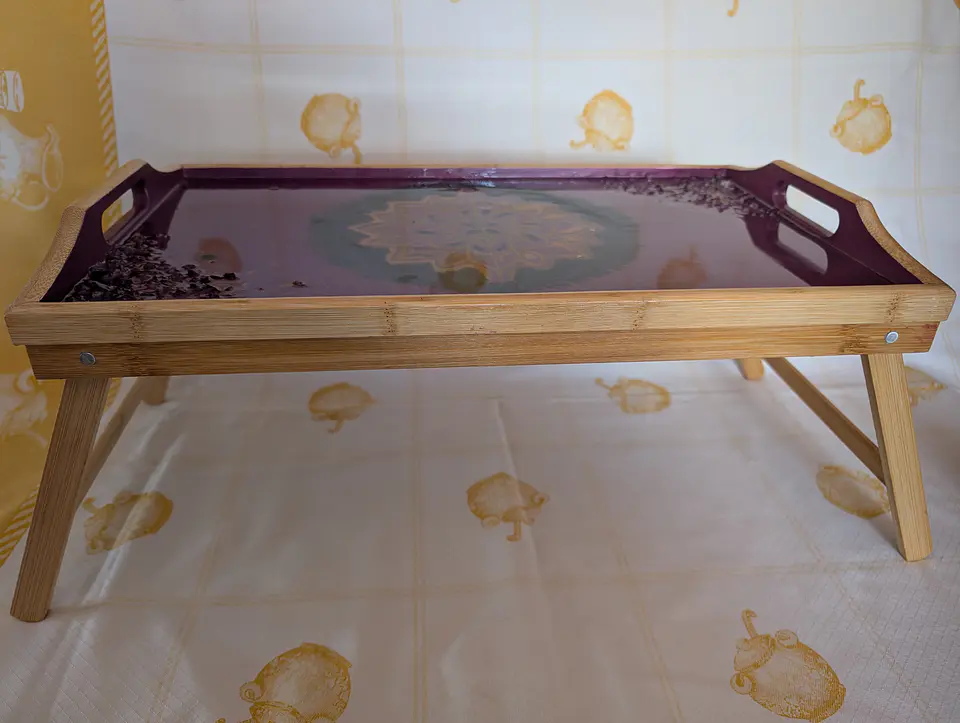 Tabuleiro Artesanal em Bambu com Resina Epóxi Roxa e Ametista Natural 5