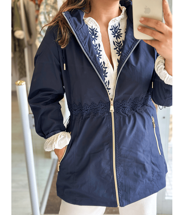 PARKA AZUL COM RENDA  