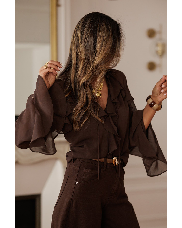 BLUSA CASTANHA FOLHOS