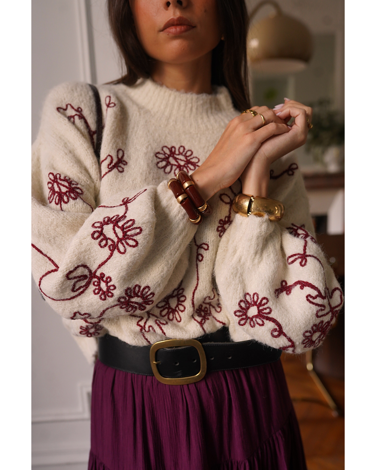 CAMISOLA MALHA COM BORDADO