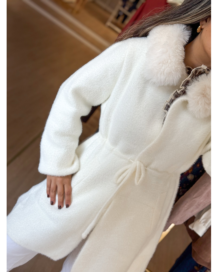CASACO PELO BRANCO