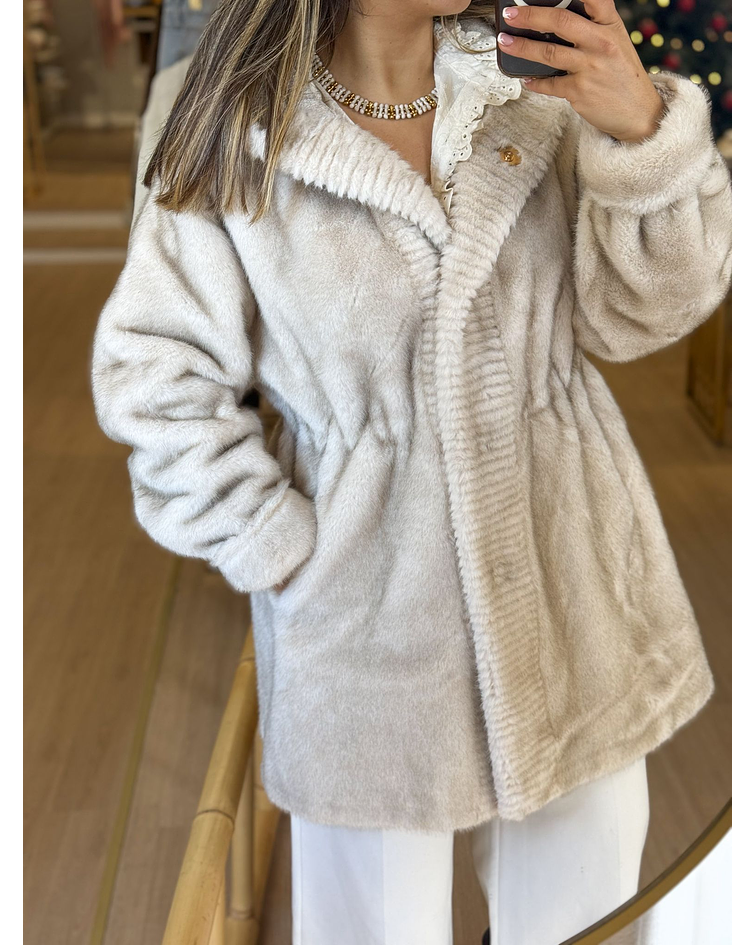 CASACÃO PELO  COMPRIDO COM CAPUZ 