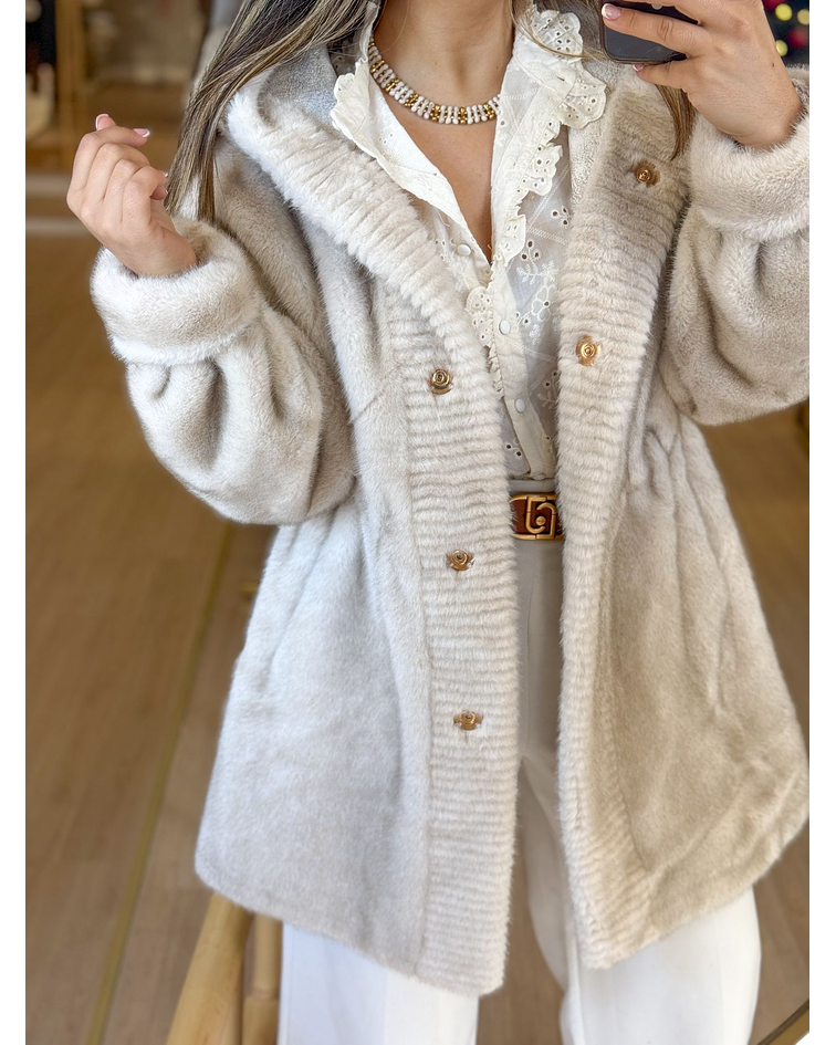 CASACÃO PELO  COMPRIDO COM CAPUZ 