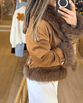 CASACO EFEITO CAMURÇA COM PELO