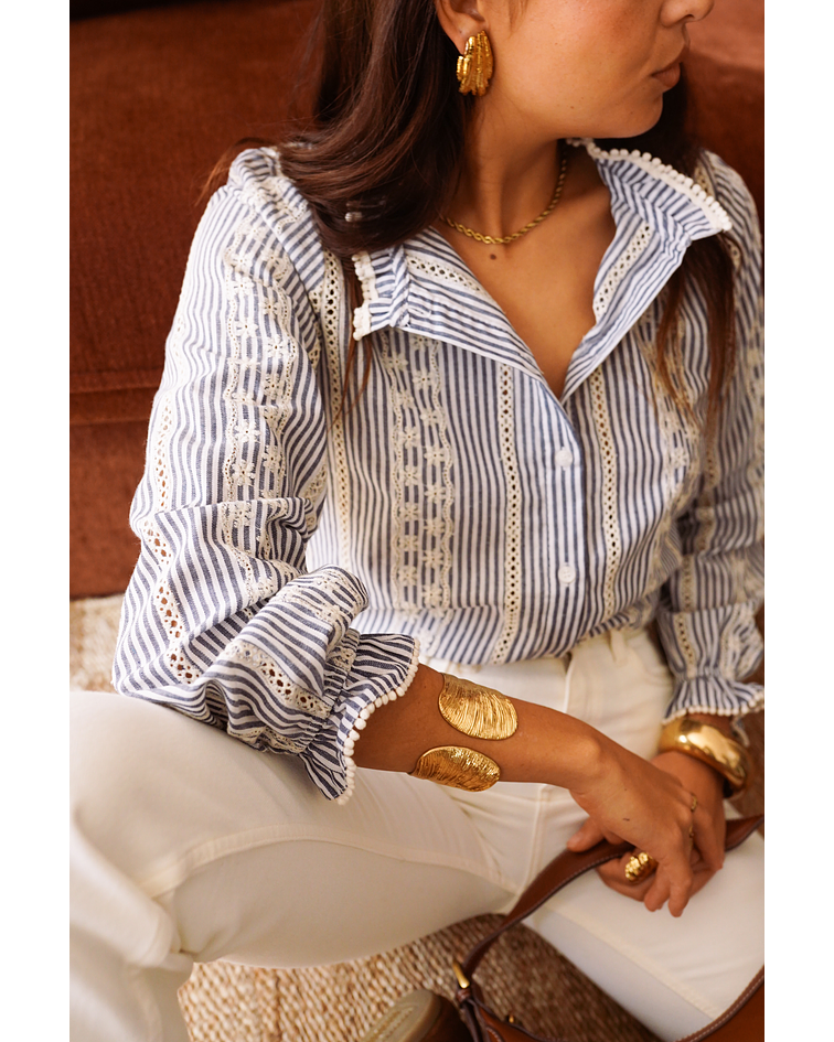 CAMISA BORDADA RISCAS