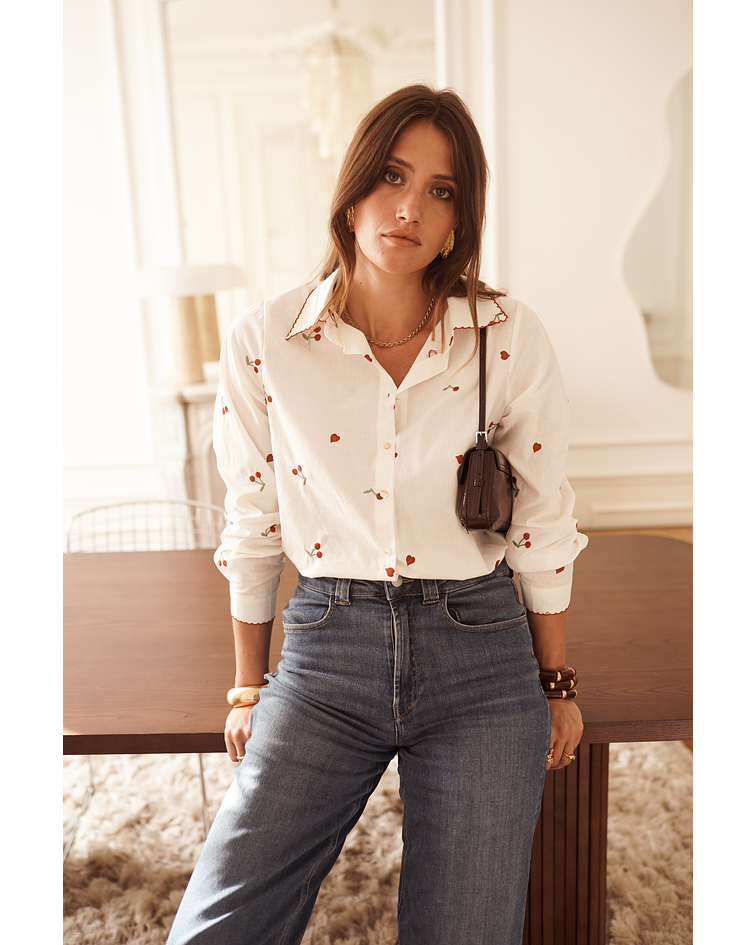 CAMISA BORDADA CEREJAS