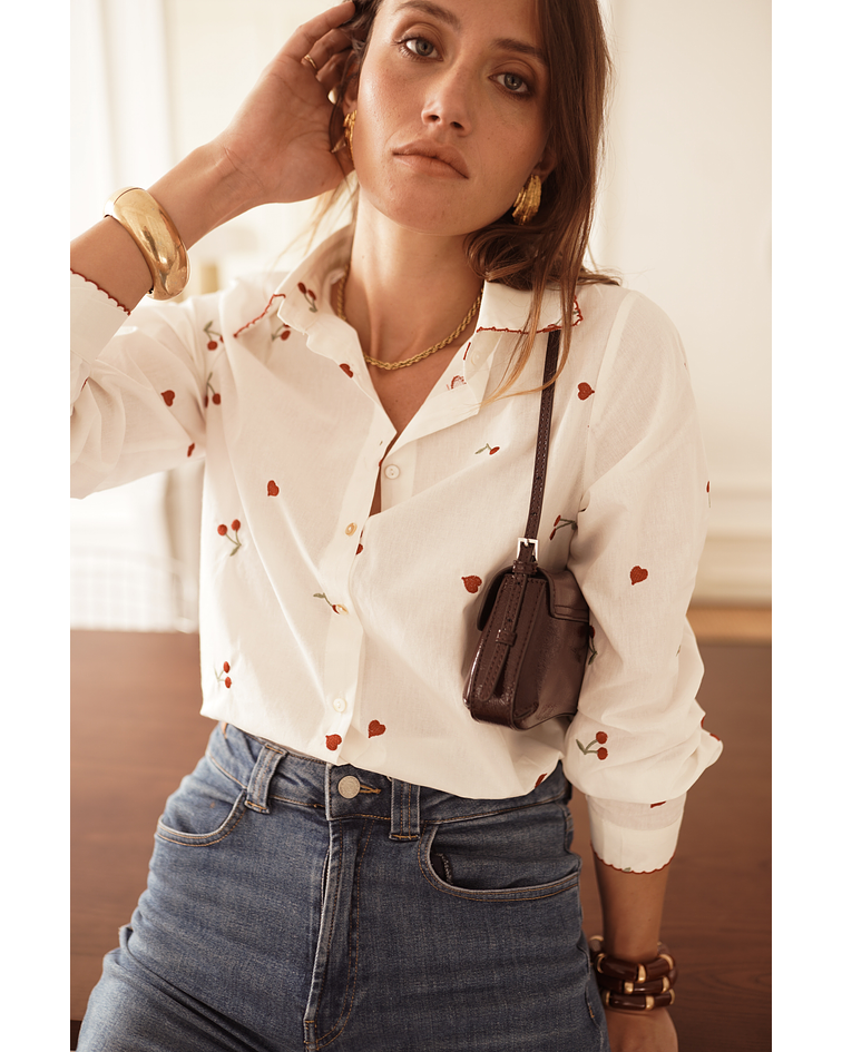 CAMISA BORDADA CEREJAS