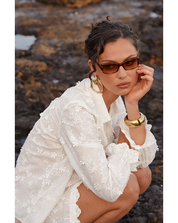 CAMISA BORDADA FLORES