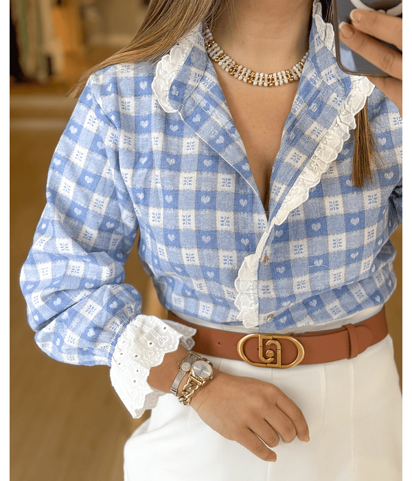 CAMISA AZUL COM BORDADO