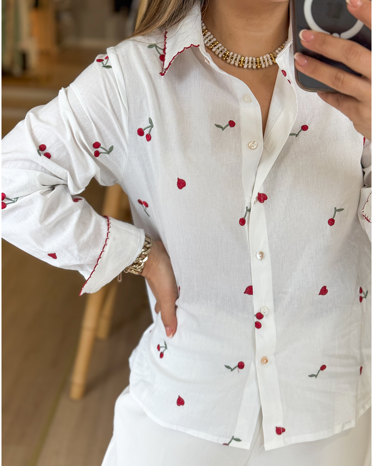 CAMISA BORDADA CEREJAS