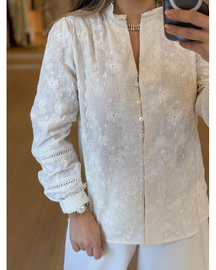 CAMISA BORDADA BEGE 