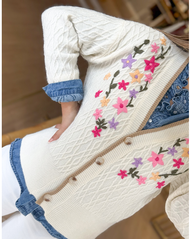 CARDIGÃ MALHA FLORES
