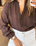 CAMISA BORDADA CASTANHA 
