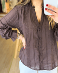 CAMISA BORDADA CASTANHA 