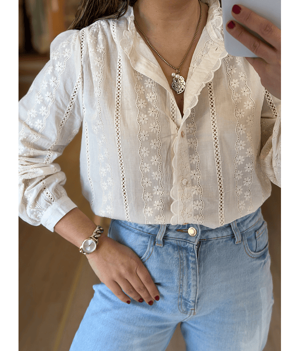CAMISA BEGE BORDADA 