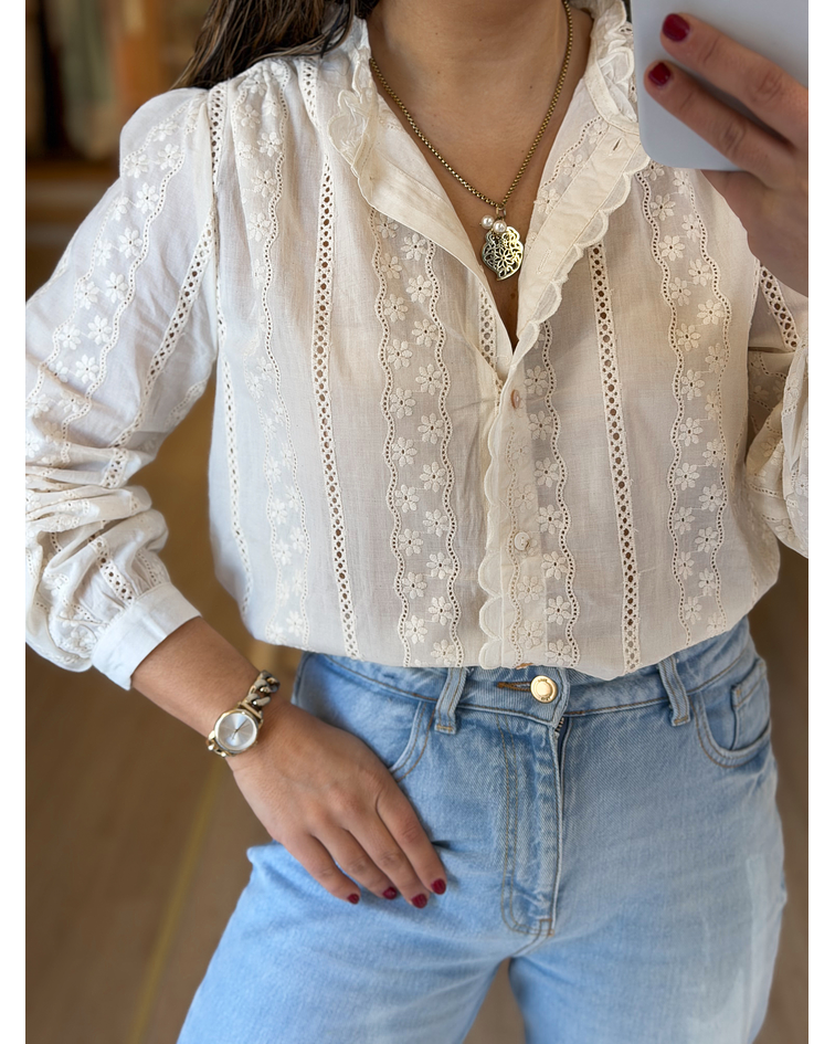 CAMISA BEGE BORDADA 