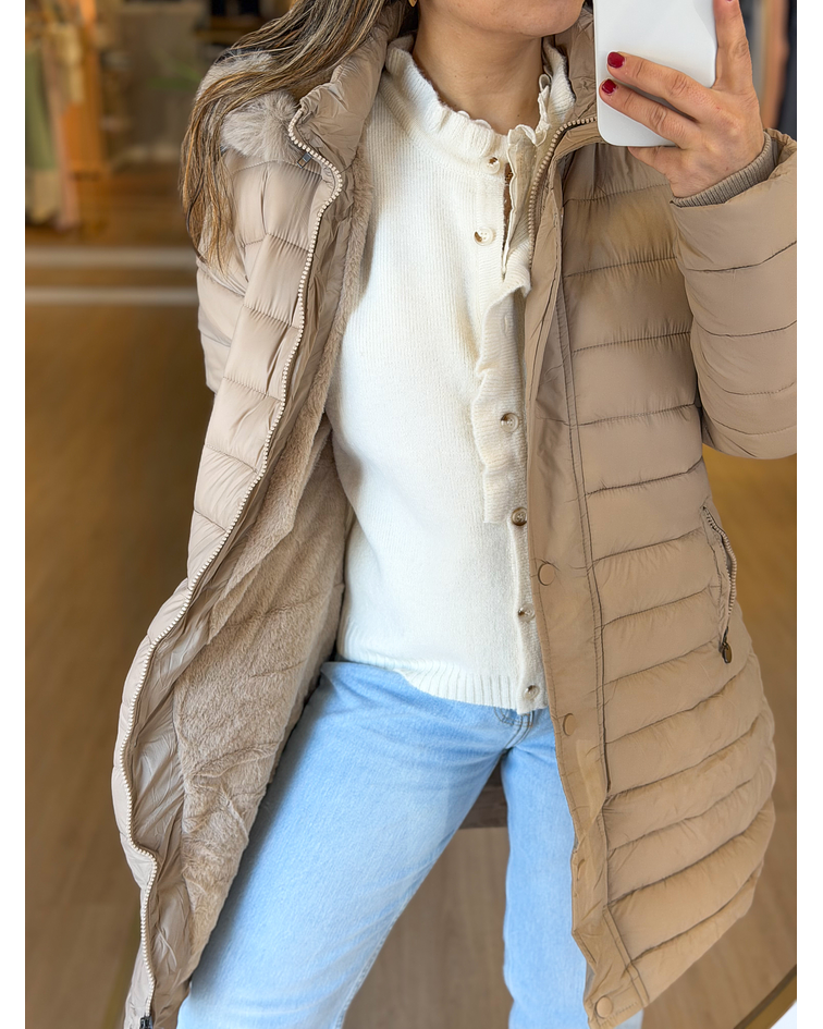 KISPO BEGE COM FORRO PELO